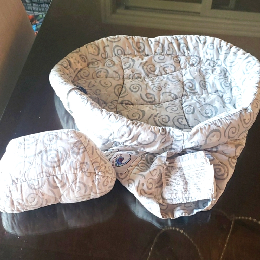 Ergo baby insert.